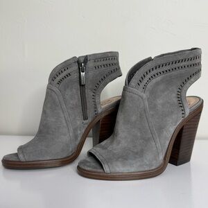 Vince Camuto Leather Suede Open Toe Booties 4” Heel Size 5 Gray